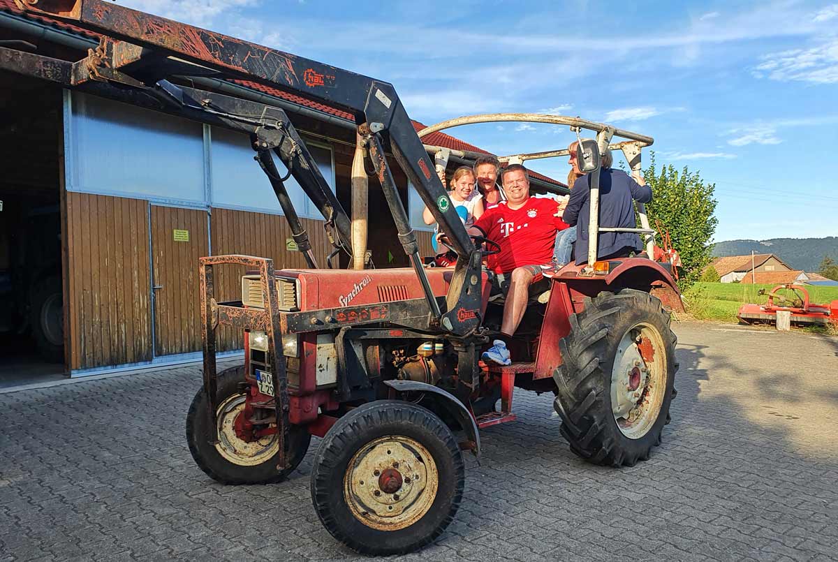 Mit dem Traktor fahren